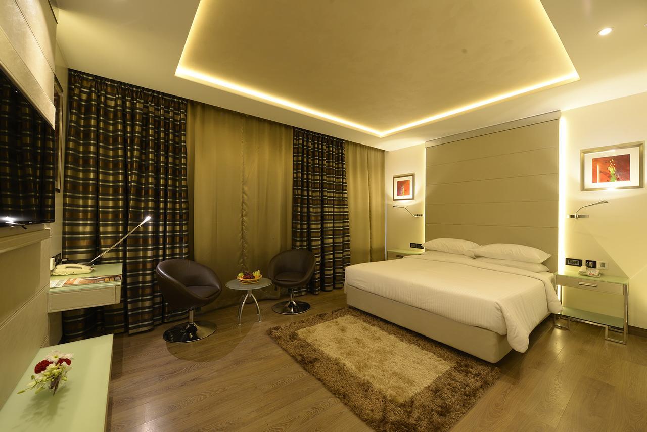 Genesis Hotel Near Mumbai Airport Extérieur photo